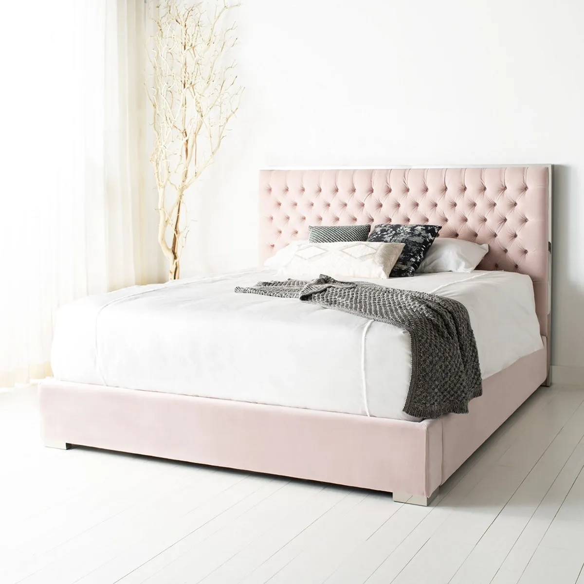 Chesterfield Upholstered Bed - Rose