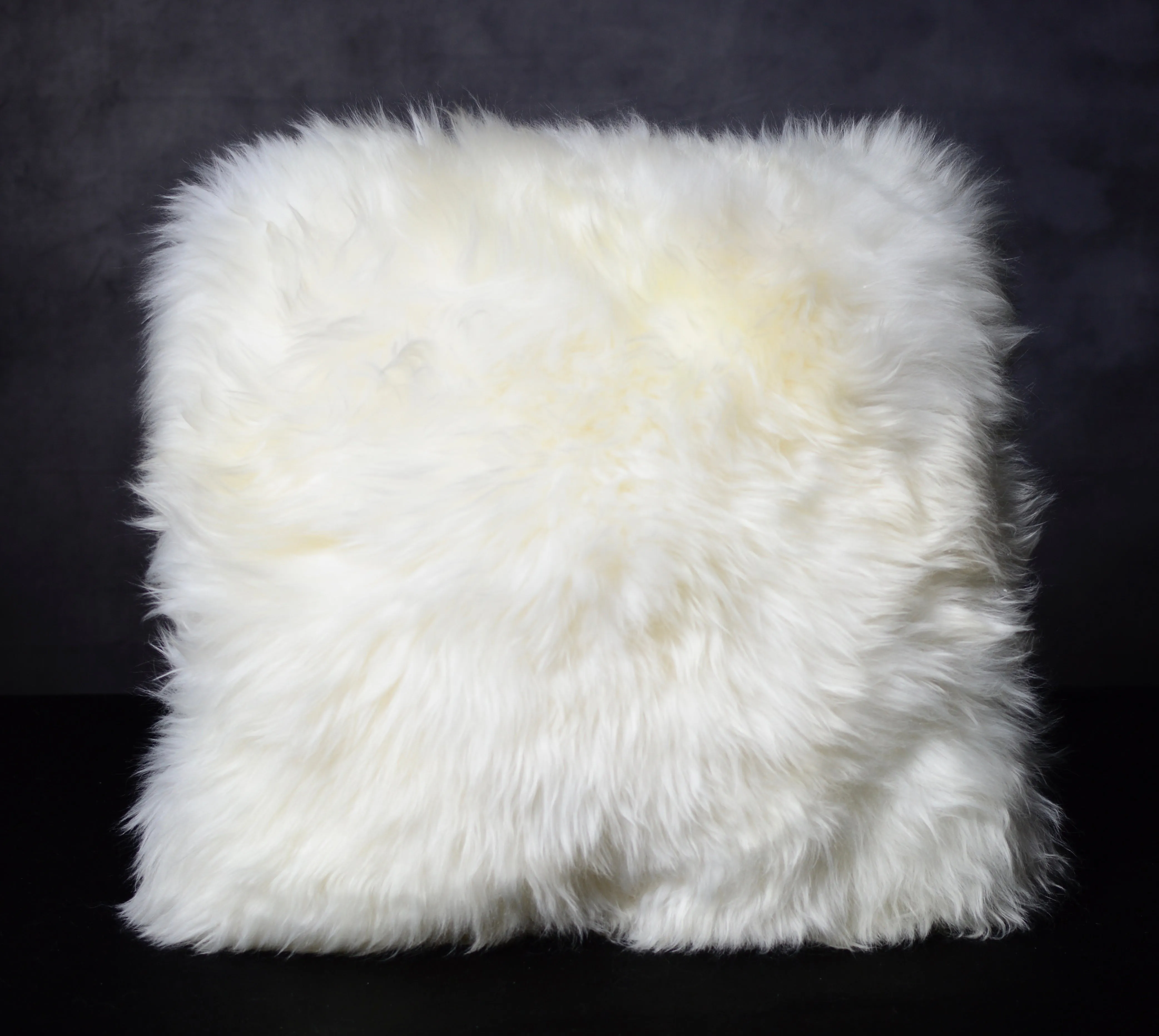 Virgin Australian Sheep Fur 18” Pillow VSF18PLS I